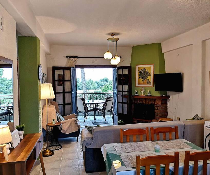 Golden Summer Apartment Néa Fókaia Extérieur photo