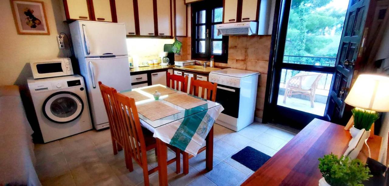 Golden Summer Apartment Néa Fókaia Extérieur photo