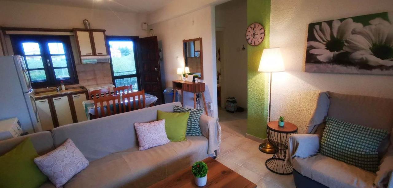 Golden Summer Apartment Néa Fókaia Extérieur photo